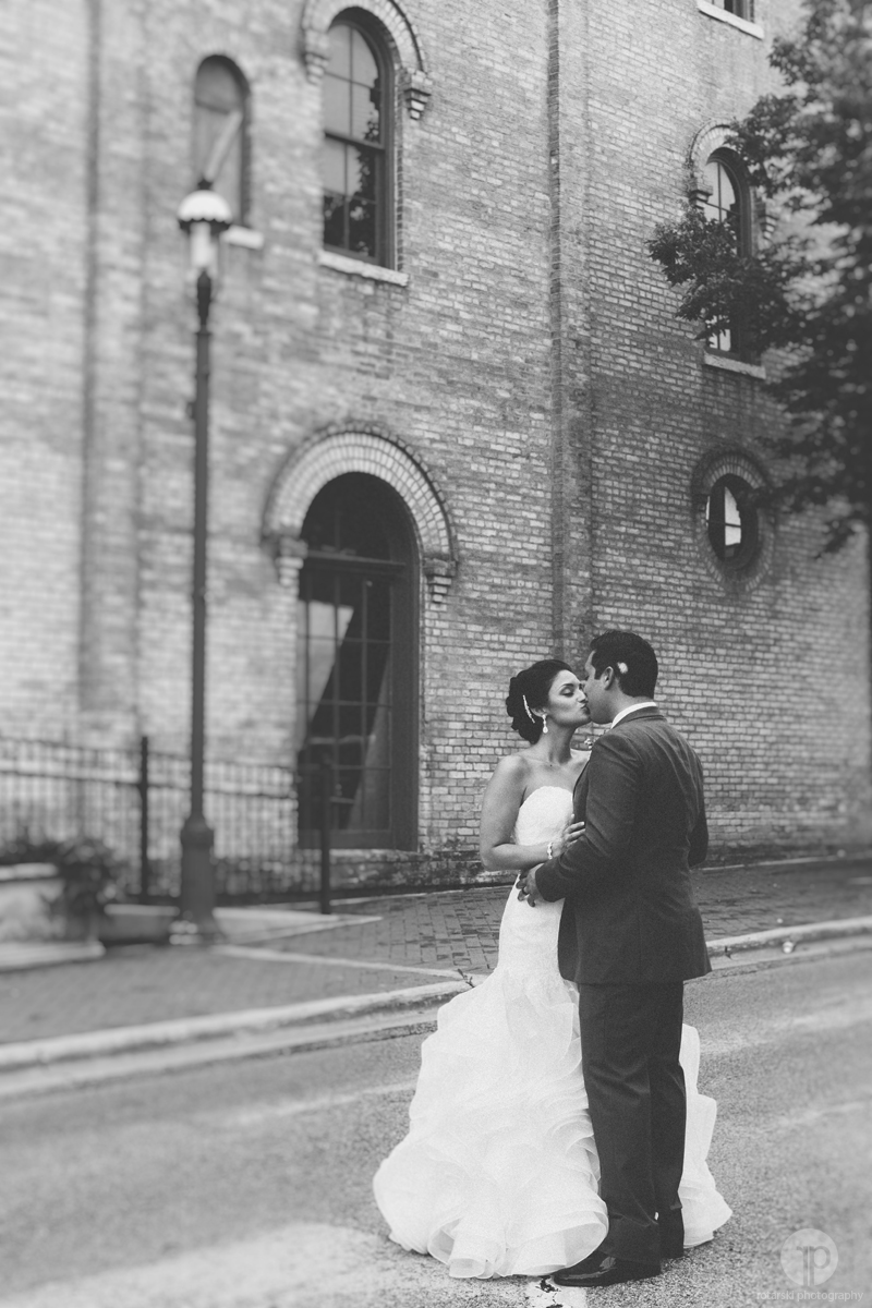 photojournalistic wedding photography chicago, rotarski photography 
